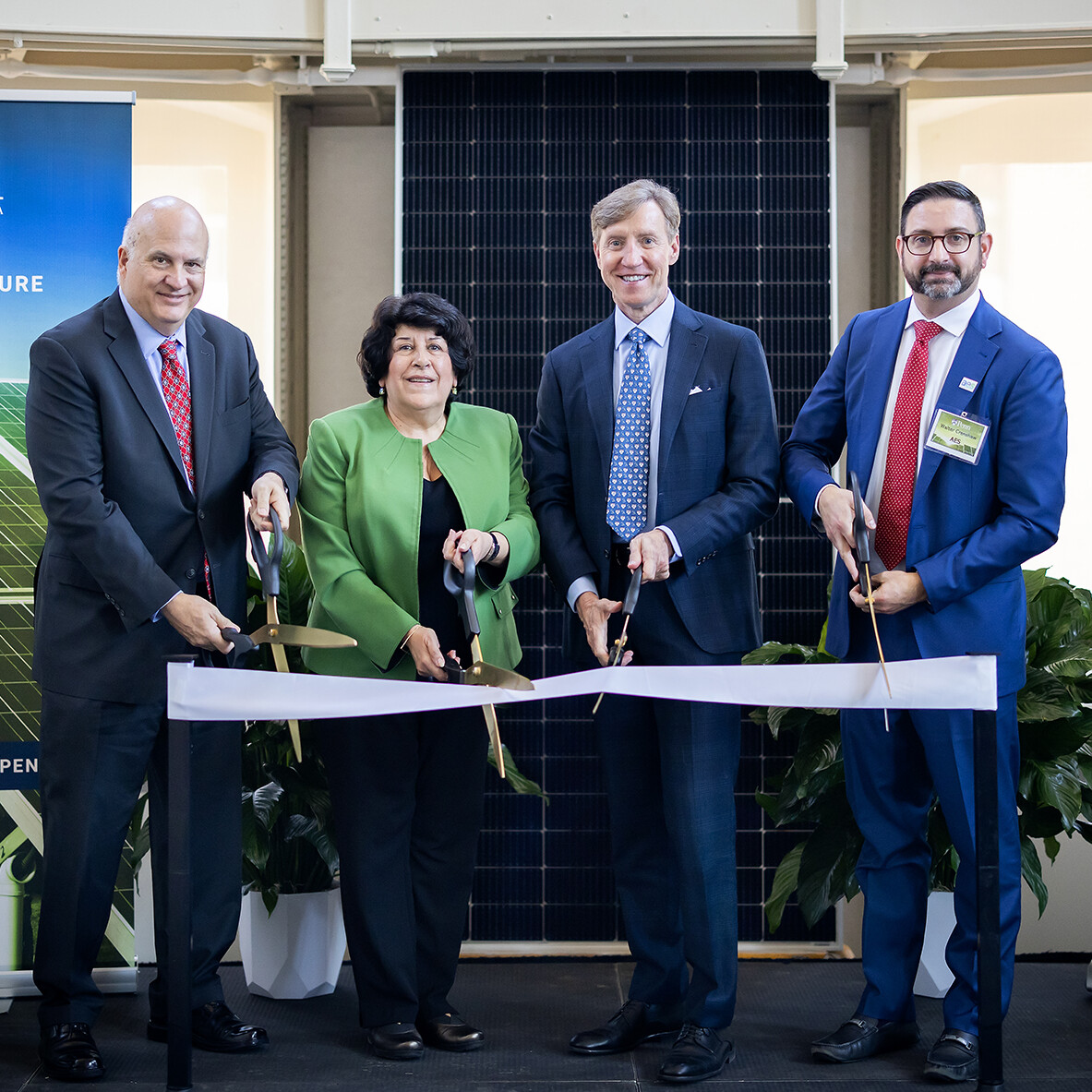 Penn President 2024 Solar PPA Ribbon Cutting Ceremony