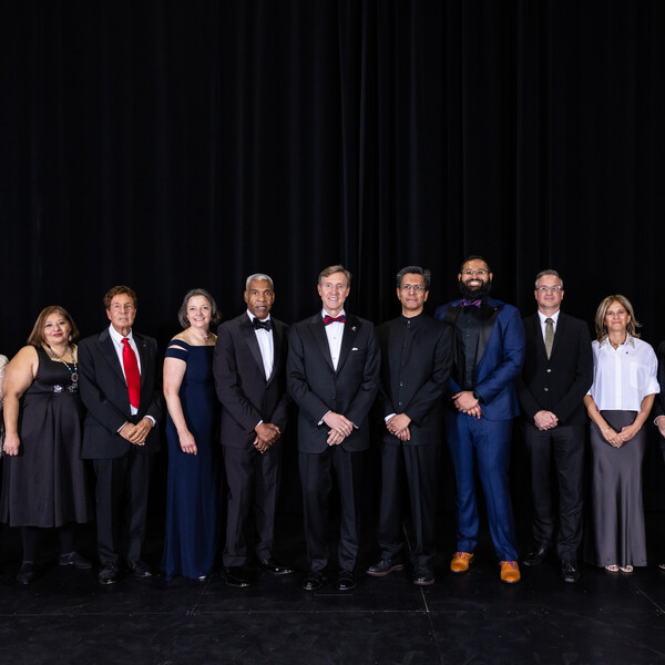 Penn President 2024 Alumni Award of Merit Gala